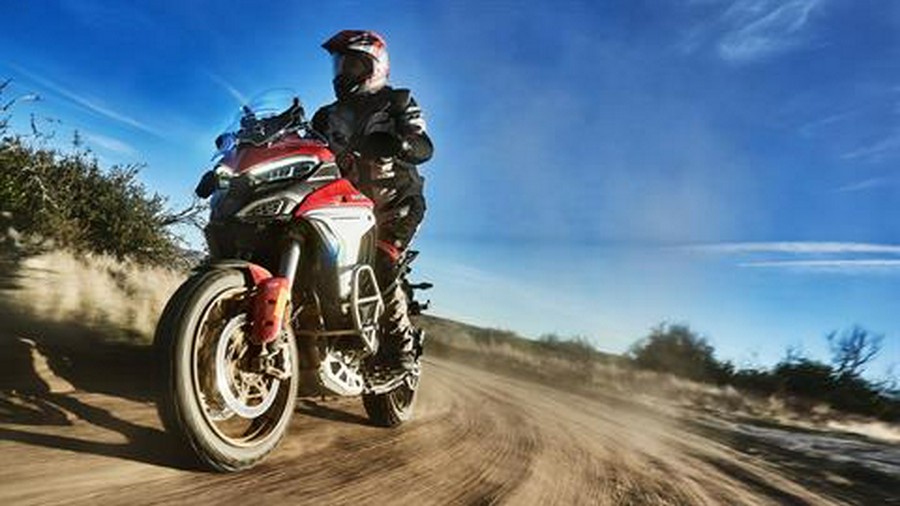 2023 Ducati Multistrada V4 S Travel & Radar Spoked Wheels