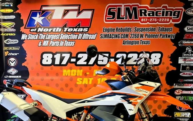 2025 KTM Adventure 890 R