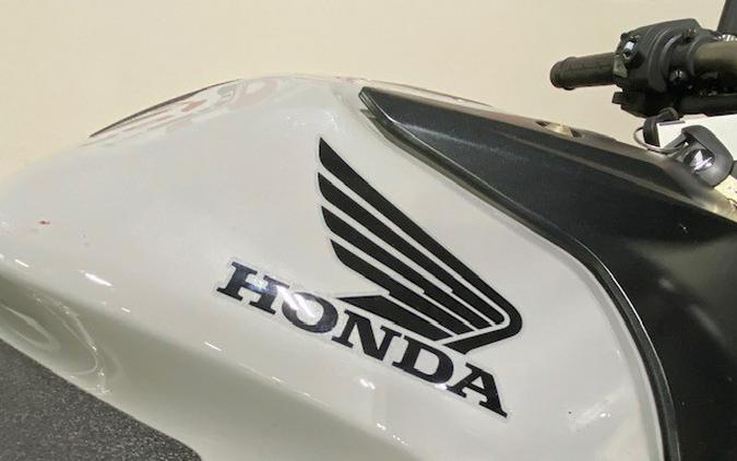 2024 Honda CB650R ABS - Pearl Smoky Gray