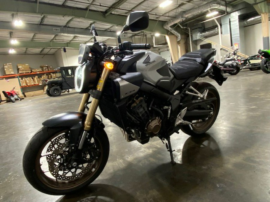 2024 Honda CB650R ABS - Pearl Smoky Gray