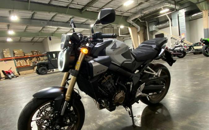 2024 Honda CB650R ABS - Pearl Smoky Gray