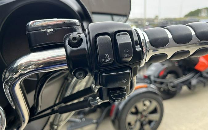 2006 Harley-Davidson FLHX - Street Glide