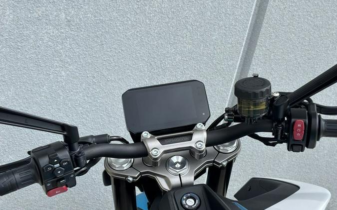 2026 CFMOTO NK 450