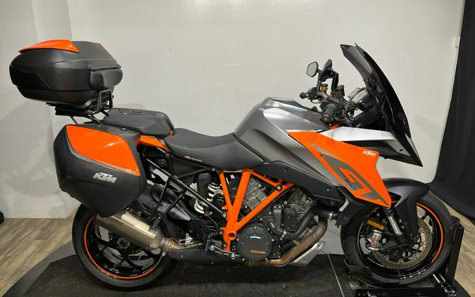 2016 KTM 1290 Super Duke GT