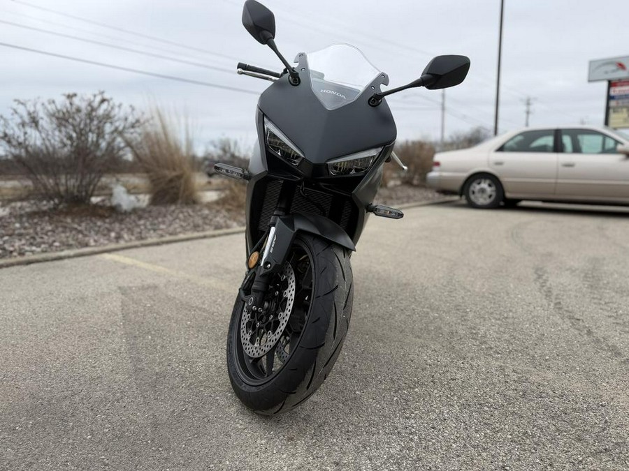 2026 Honda CBR650R E-CLUTCH