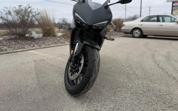 2026 Honda CBR650R E-CLUTCH