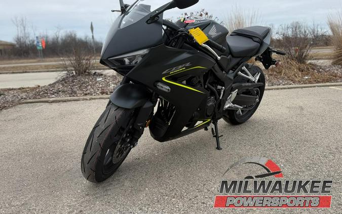 2026 Honda CBR650R E-CLUTCH