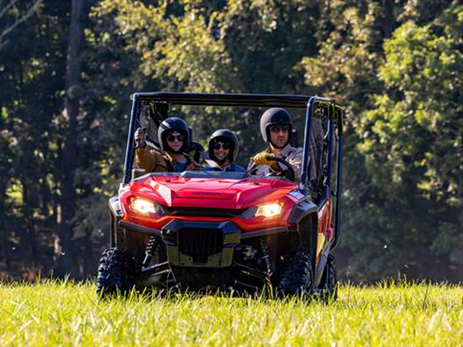 2023 Honda Pioneer 1000-5 Deluxe