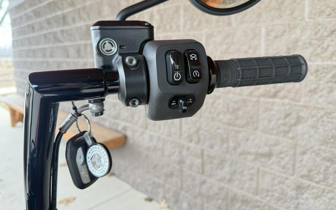 2022 Indian Chief Bobber ABS