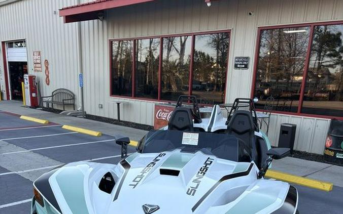 2026 Polaris Slingshot® R Manual