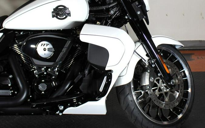 2026 Harley-Davidson® FLHXL Street Glide Limited