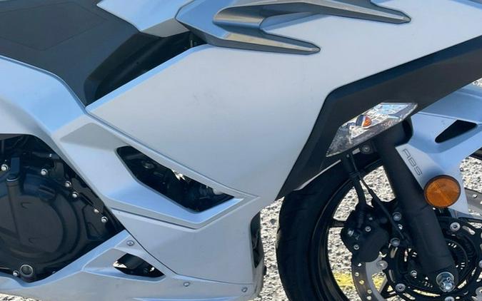 2025 Kawasaki Ninja 500 ABS