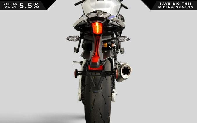 2025 Yamaha YZF-R1M