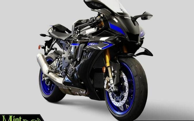 2025 Yamaha YZF-R1M