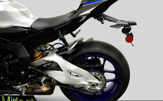 2025 Yamaha YZF-R1M