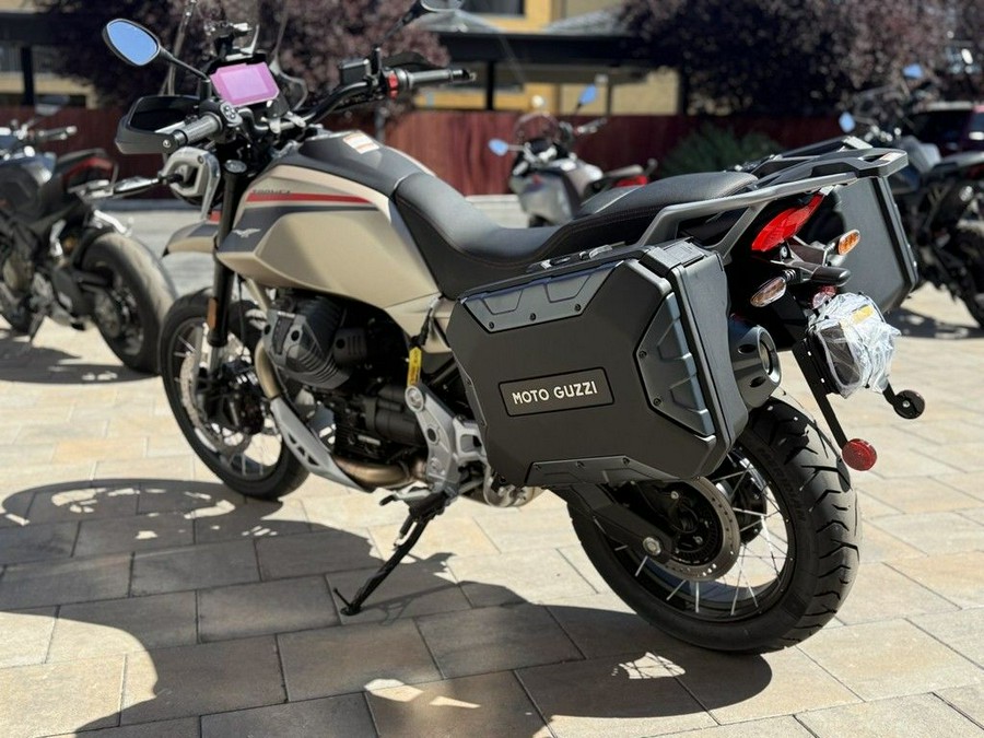 2025 Moto Guzzi V85 TT Travel