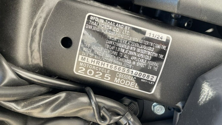 2025 Honda® CB650R E-Clutch