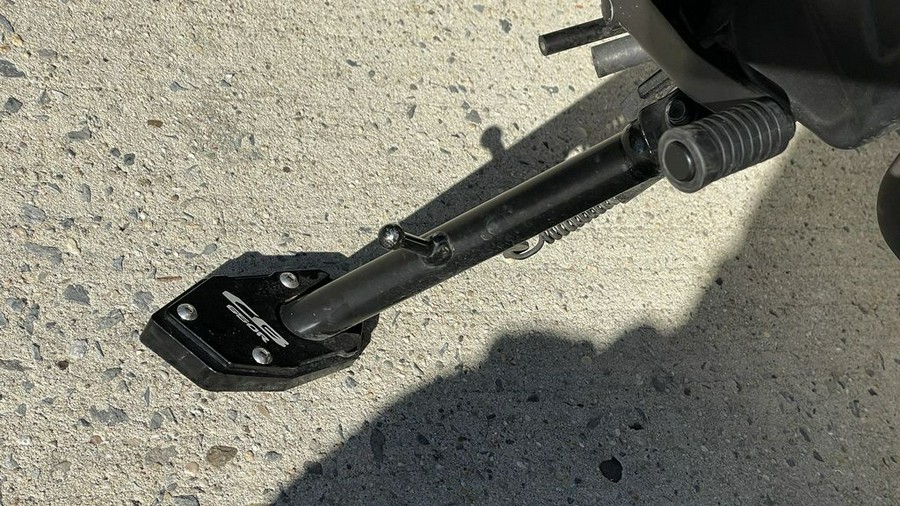 2025 Honda® CB650R E-Clutch