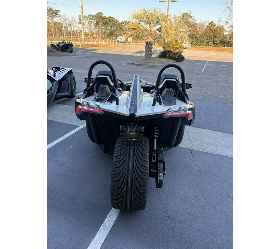 2026 Polaris Slingshot® SLR Manual