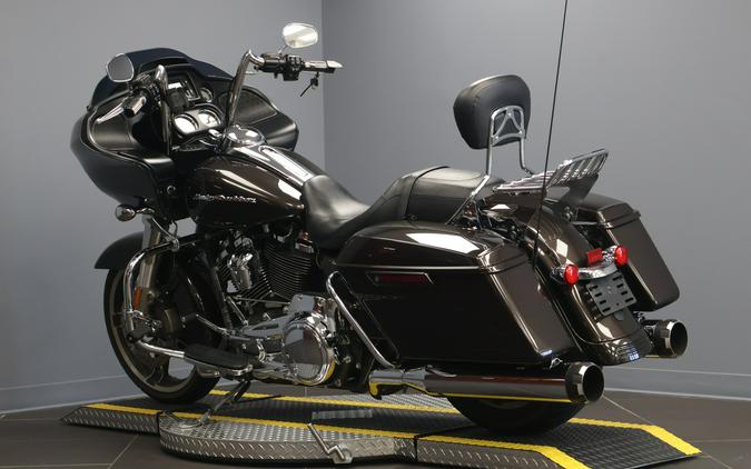 2018 Harley-Davidson® Road Glide® Sumatra Brown