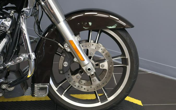 2018 Harley-Davidson® Road Glide® Sumatra Brown