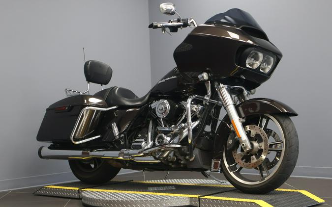 2018 Harley-Davidson® Road Glide® Sumatra Brown