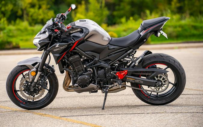 2023 Kawasaki Z900 ABS Metallic Black/Graphite Gray/Flat Black