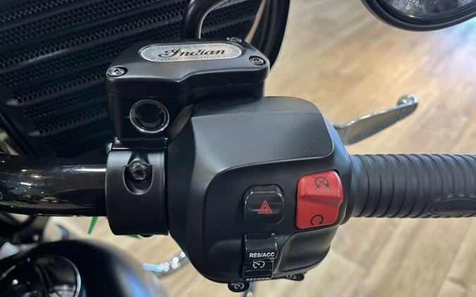 2017 Indian Chieftain Dark Horse Thunder Black Smoke