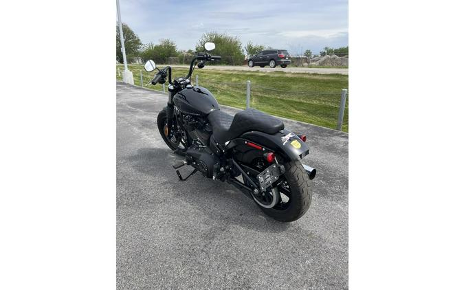 2024 Softail® Street Bob® 114 - Harley-Davidson®