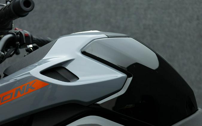2023 CFMOTO 300NK W/ABS