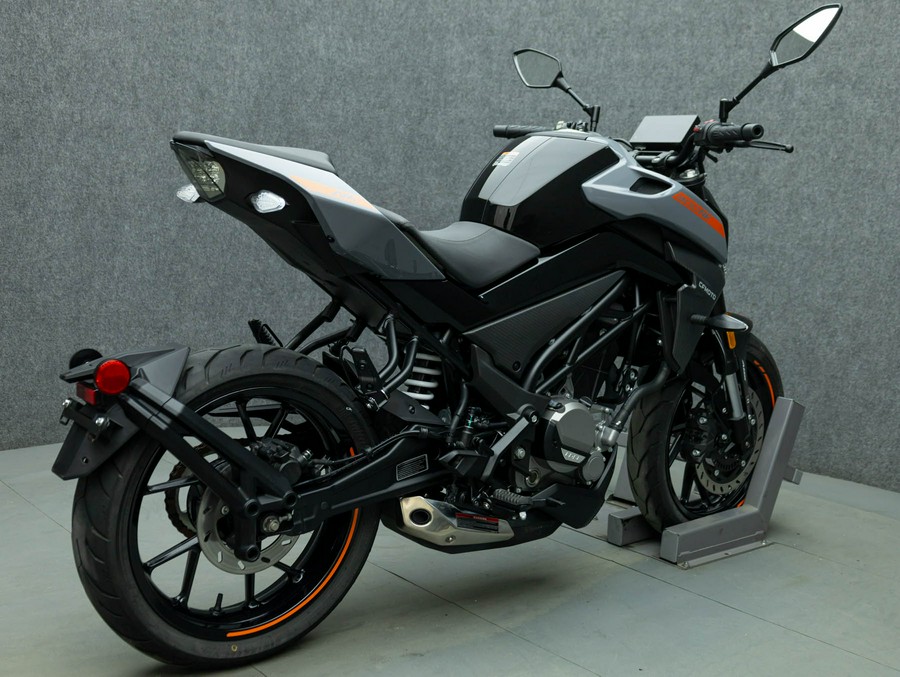 2023 CFMOTO 300NK W/ABS