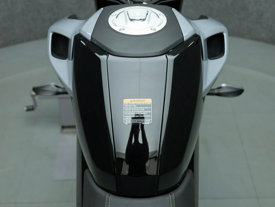 2023 CFMOTO 300NK W/ABS