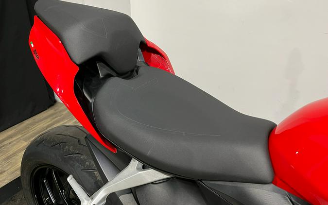2024 Ducati Streetfighter V2