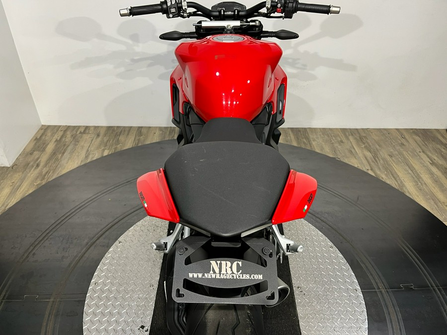2024 Ducati Streetfighter V2