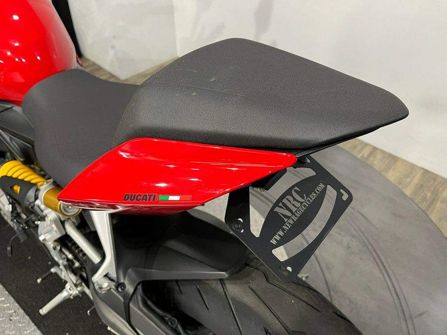 2024 Ducati Streetfighter V2