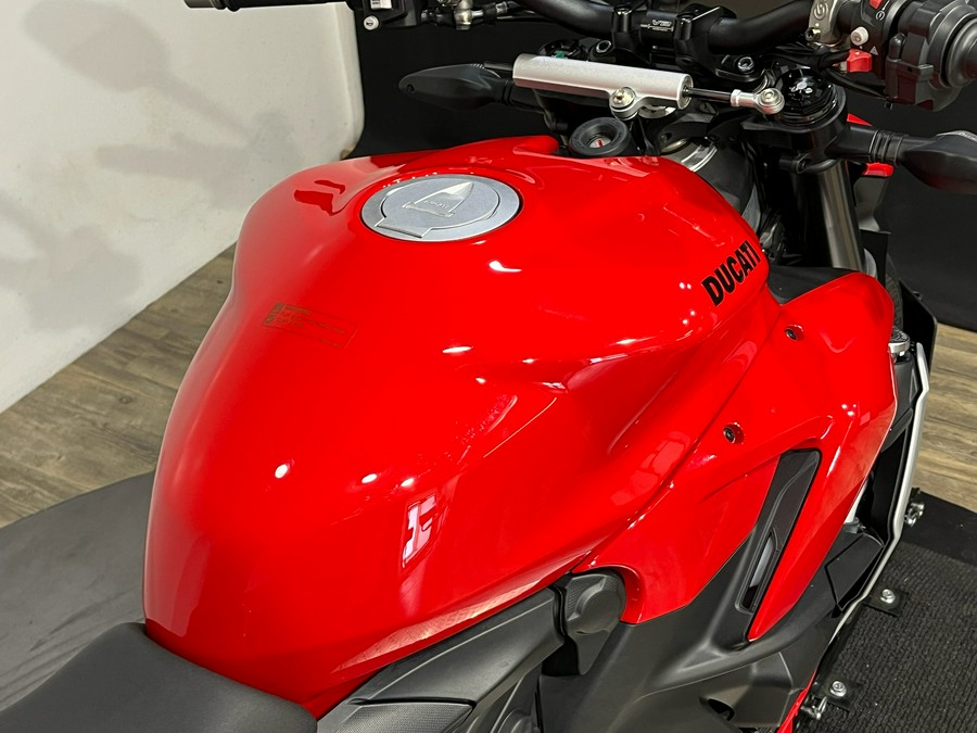 2024 Ducati Streetfighter V2