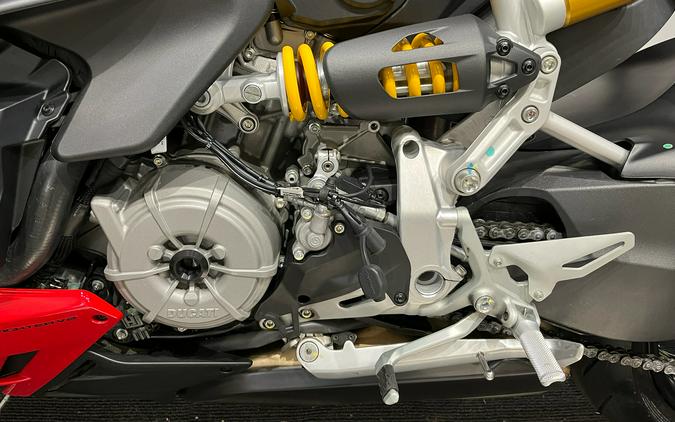 2024 Ducati Streetfighter V2