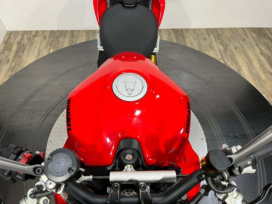 2024 Ducati Streetfighter V2