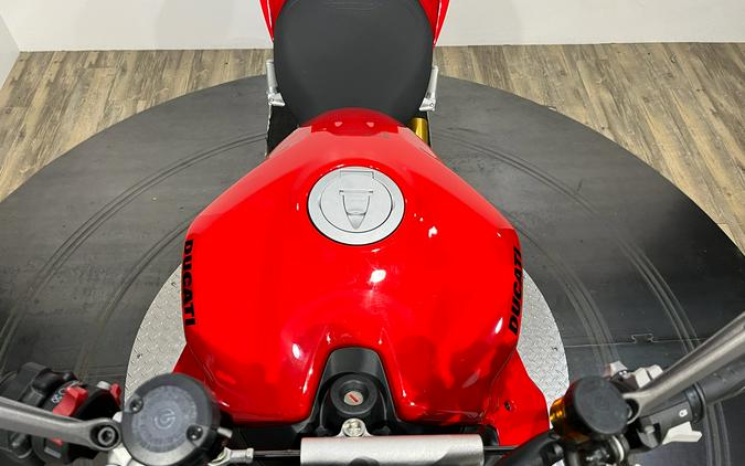 2024 Ducati Streetfighter V2