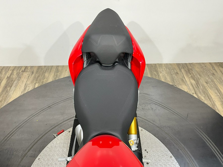 2024 Ducati Streetfighter V2