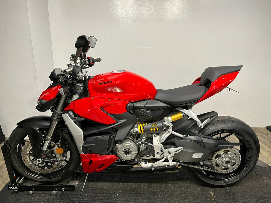2024 Ducati Streetfighter V2