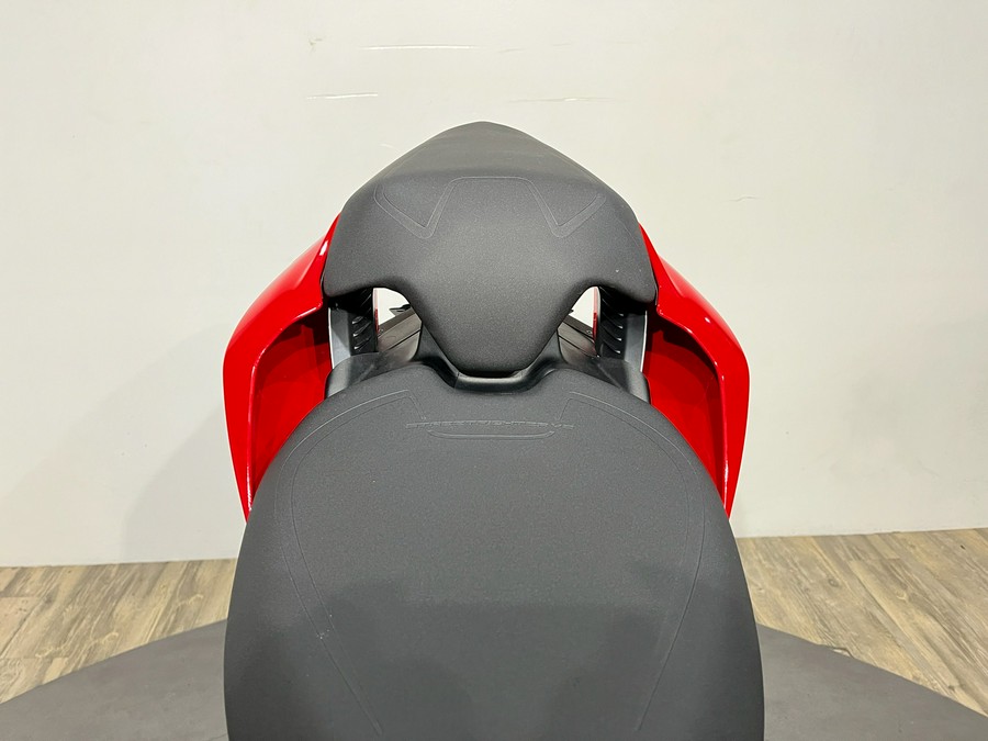 2024 Ducati Streetfighter V2