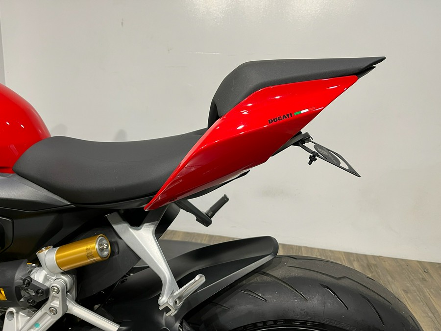 2024 Ducati Streetfighter V2