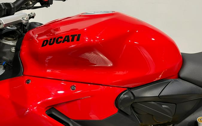 2024 Ducati Streetfighter V2