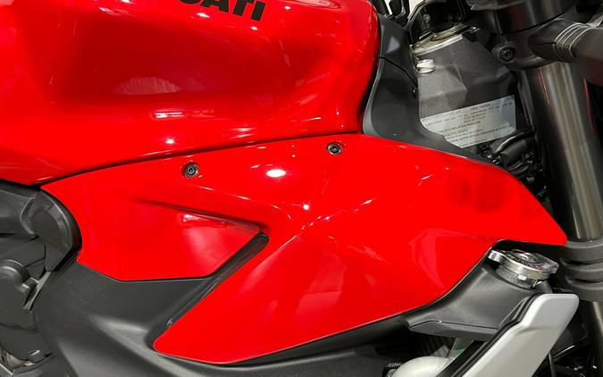 2024 Ducati Streetfighter V2