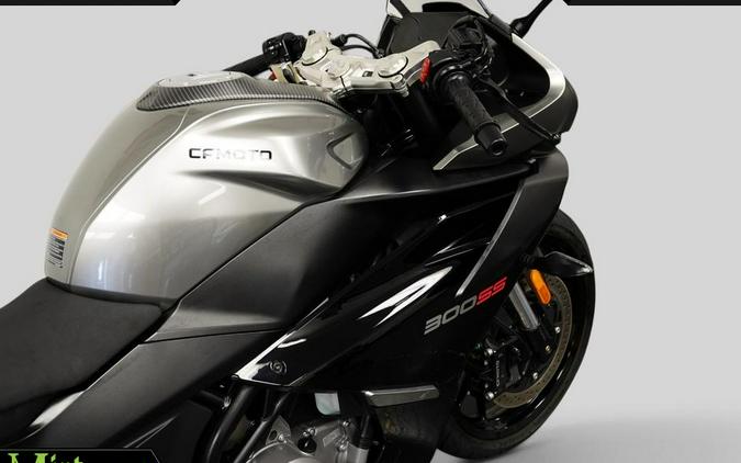 2025 CF MOTO 300 SS