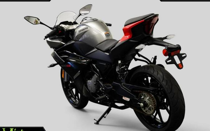2025 CF MOTO 300 SS
