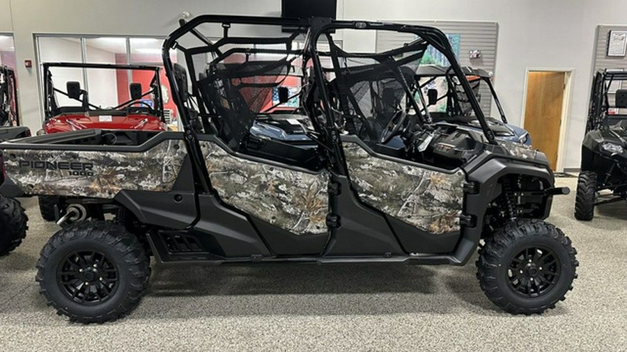 2024 Honda Pioneer 1000-6 Deluxe Crew Camo