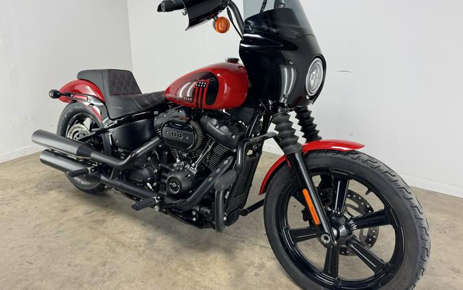 2022 Harley-Davidson® Street Bob 114 Redline Red - 065323