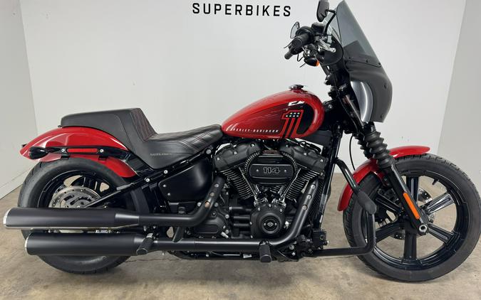 2022 Harley-Davidson® Street Bob 114 Redline Red - 065323